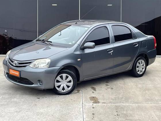 TOYOTA ETIOS 1.3 16V FLEX 4P MANUAL TOYOTA ETIOS 1.3 16V FLEX 4P MANUAL